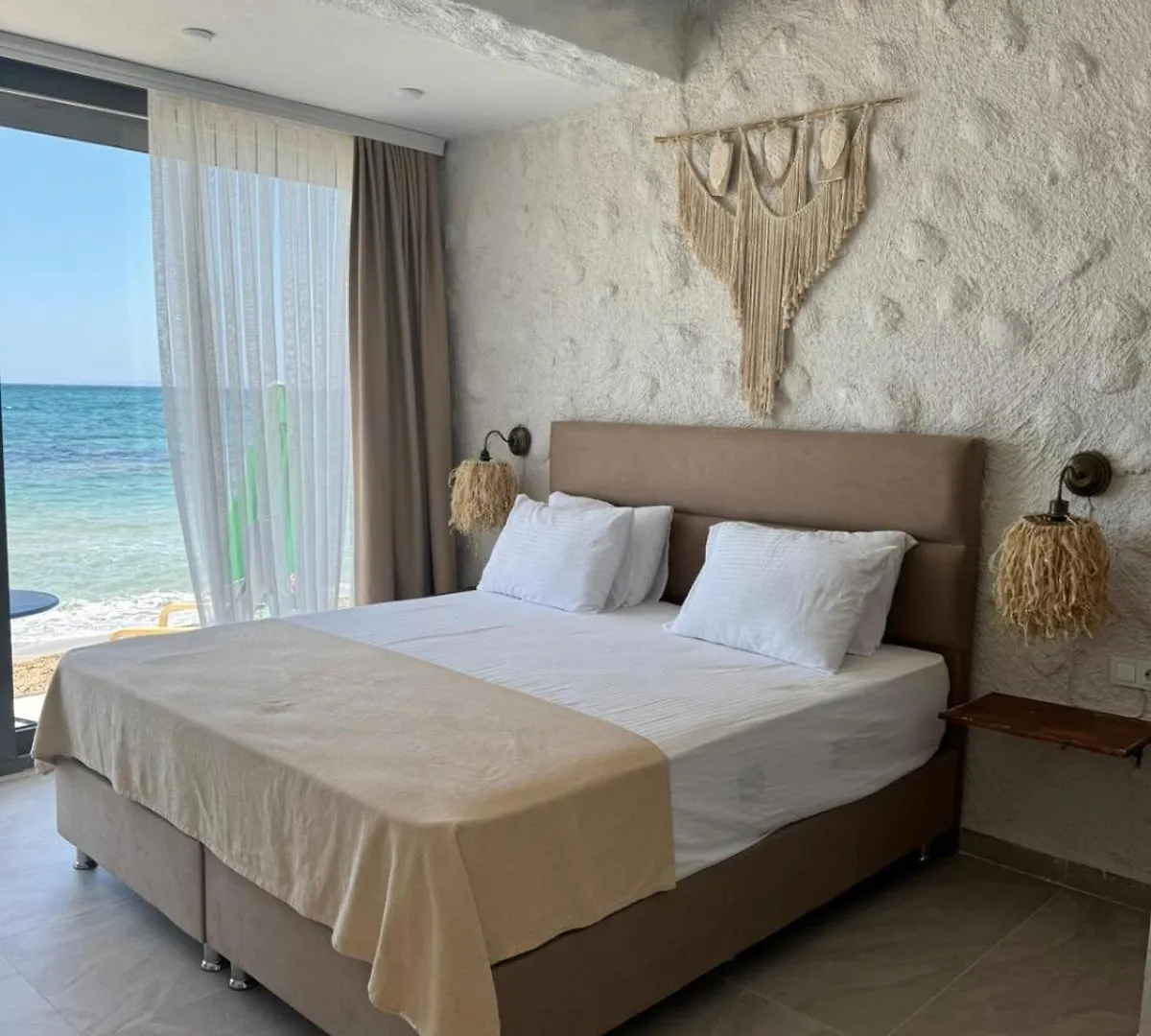 Aporte Hotel Çeşme