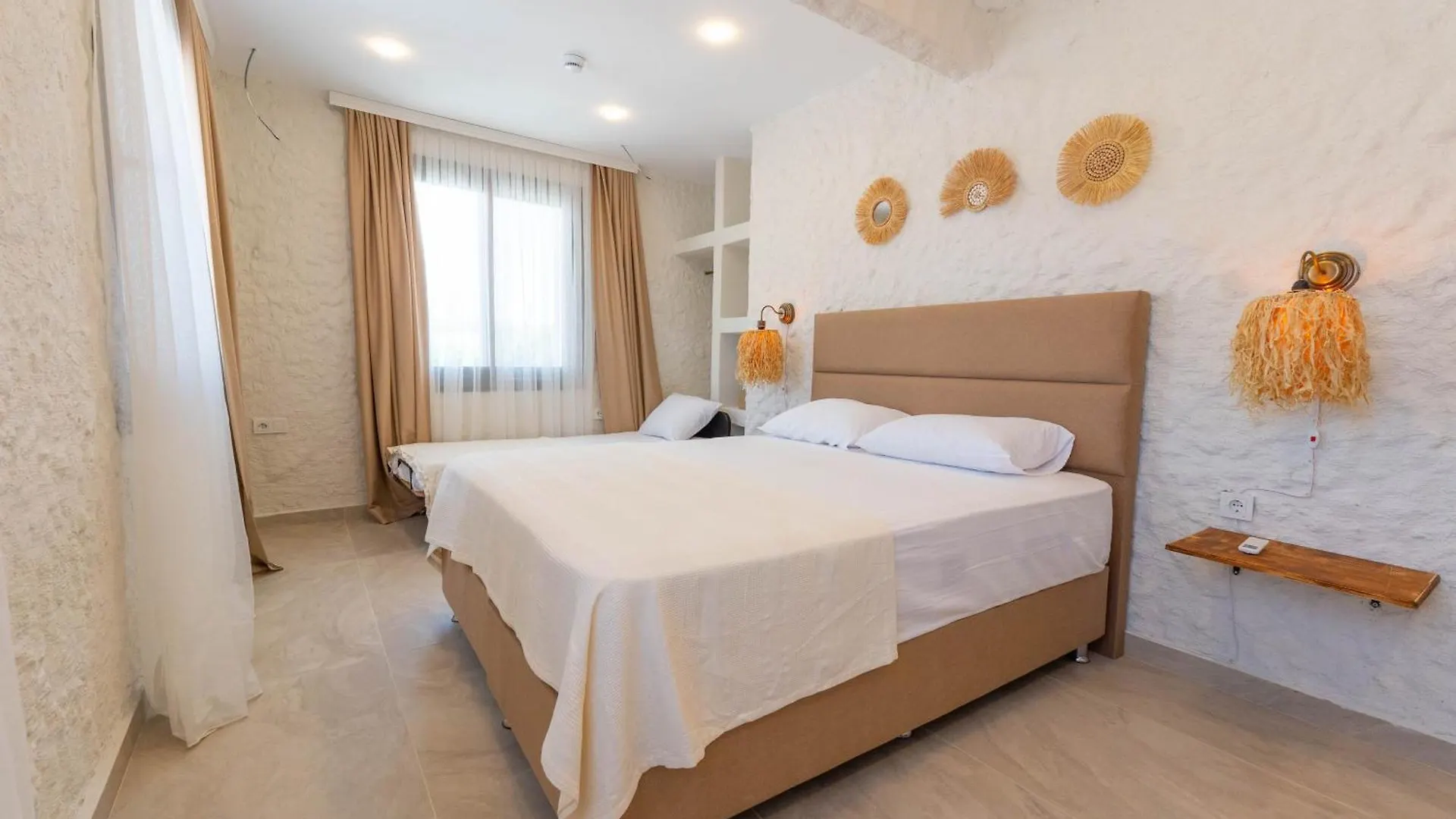 Aporte Hotel Çeşme