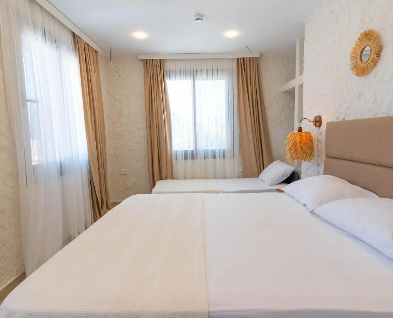 Aporte Hotel Çeşme