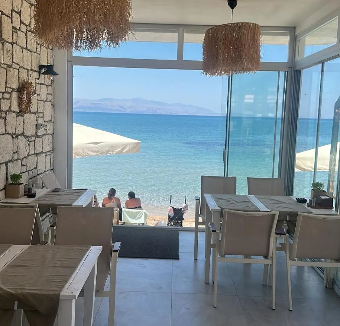 Aporte Hotel Çeşme